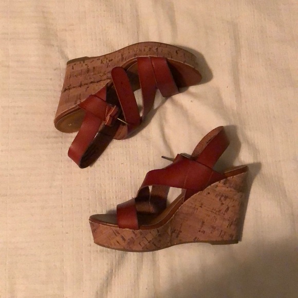 Shoes - Cognac colored wedges